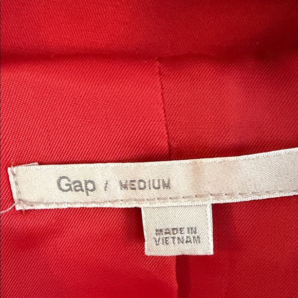 Gap Size Medium Ladies Stylish Red Trench Coat - Picture 2 of 5